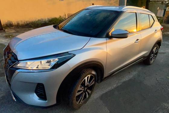 NISSAN KICKS PLAY 1.6 16V FLEXSTART SENSE XTRONIC NISSAN KICKS PLAY 1.6 16V FLEXSTART SENSE XTRONIC